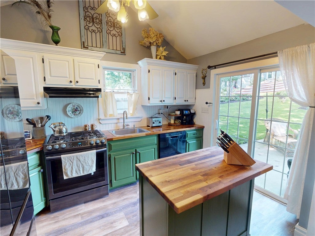 253 Chicora Rd