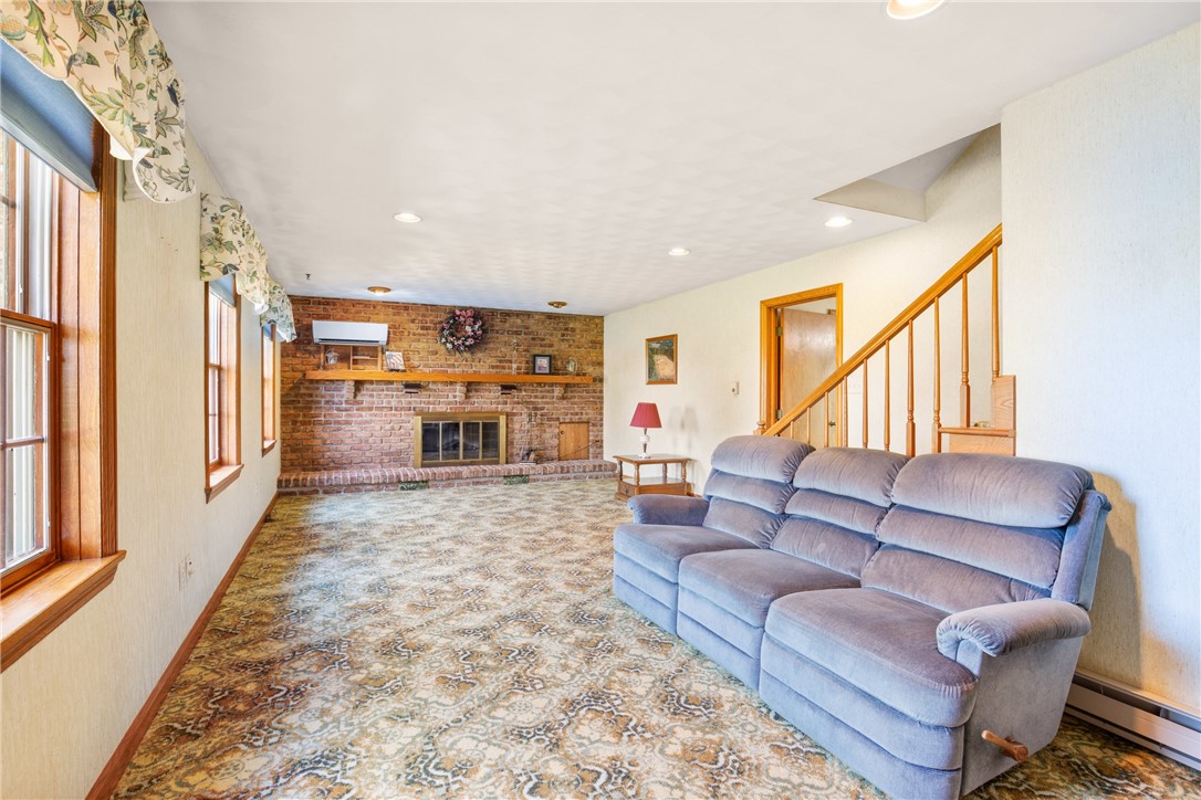 Somerset Twp, Pennsylvania 15501, United States, 5 Bedrooms Bedrooms, ,4 BathroomsBathrooms,Residential,Active,177897