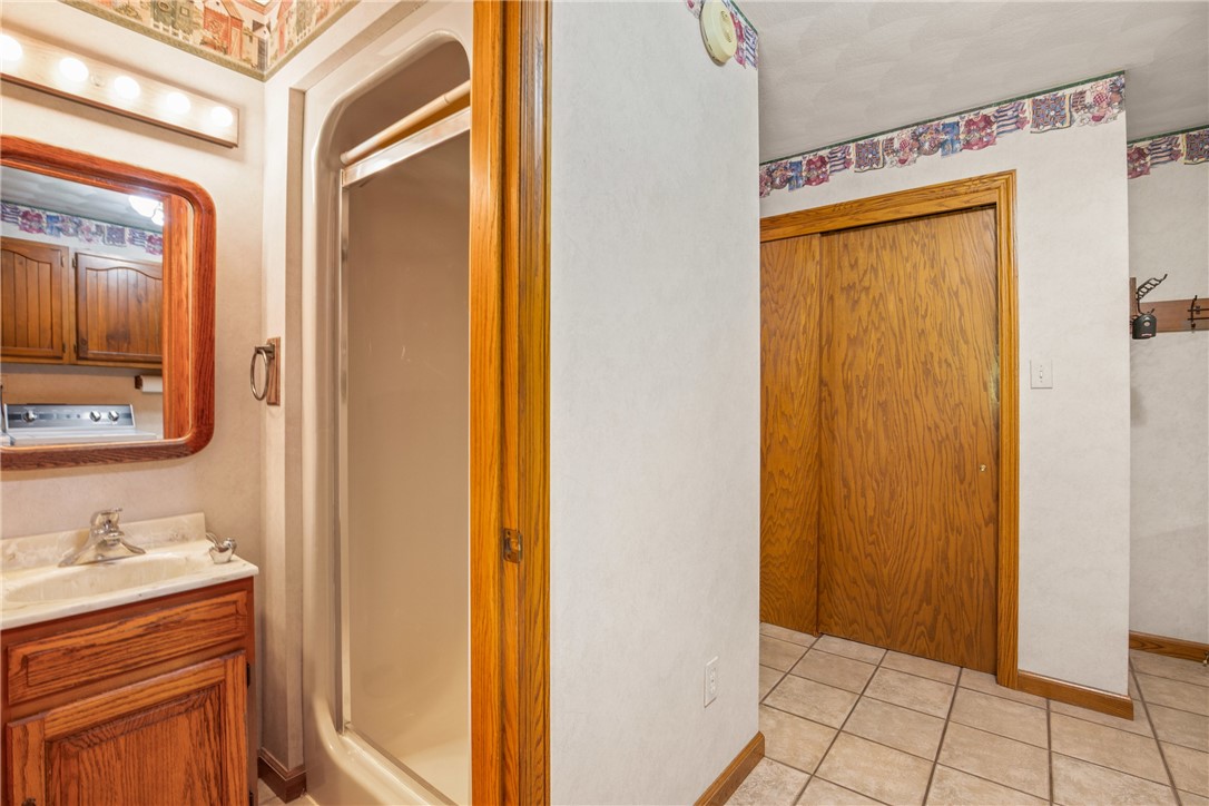 Somerset Twp, Pennsylvania 15501, United States, 5 Bedrooms Bedrooms, ,4 BathroomsBathrooms,Residential,Active,177897