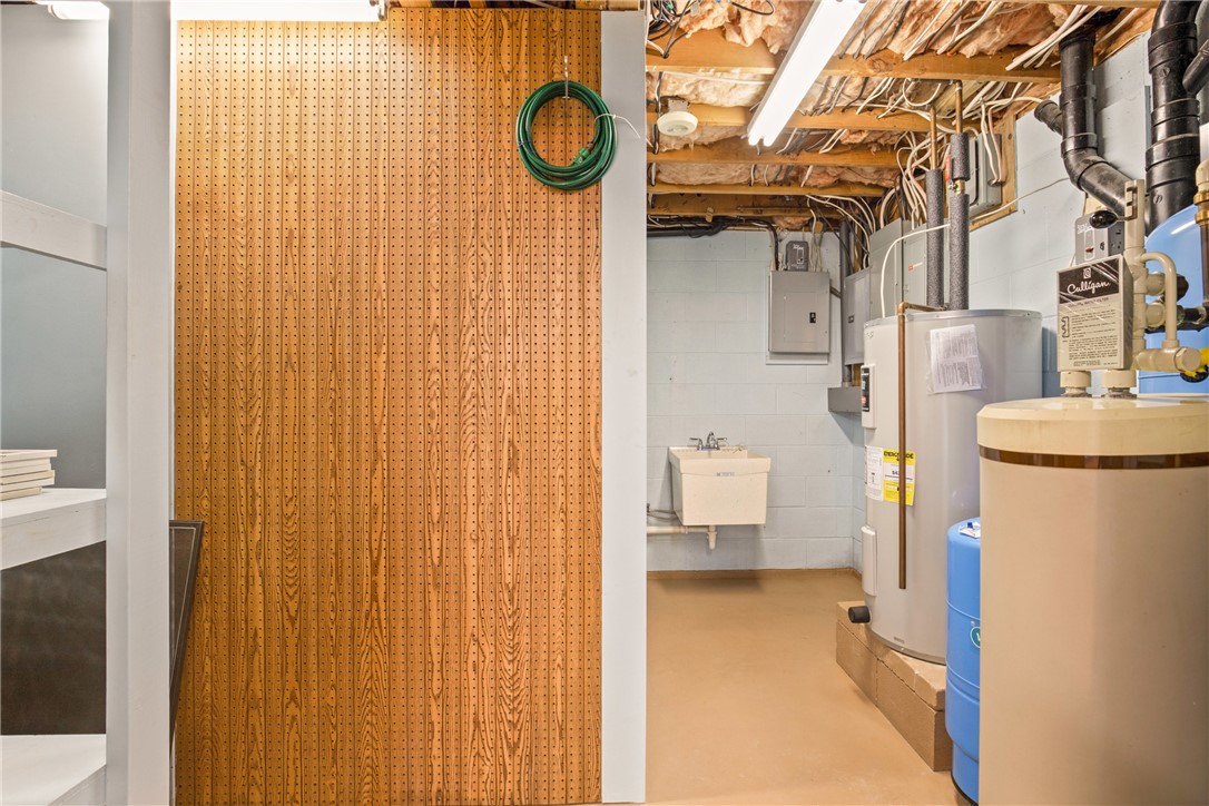 Somerset Twp, Pennsylvania 15501, United States, 5 Bedrooms Bedrooms, ,4 BathroomsBathrooms,Residential,Active,177897