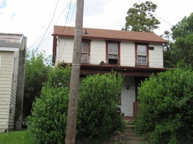 View Uniontown, PA 15401 house
