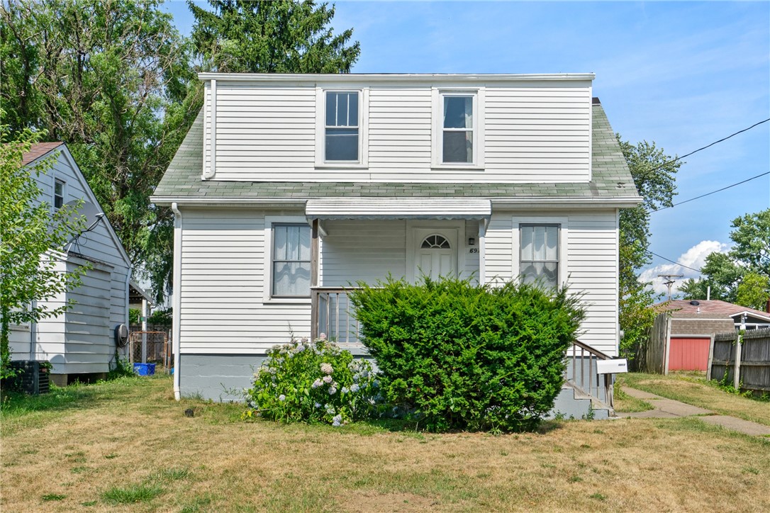6913 Monroe Ave, West Mifflin, Pennsylvania image 1