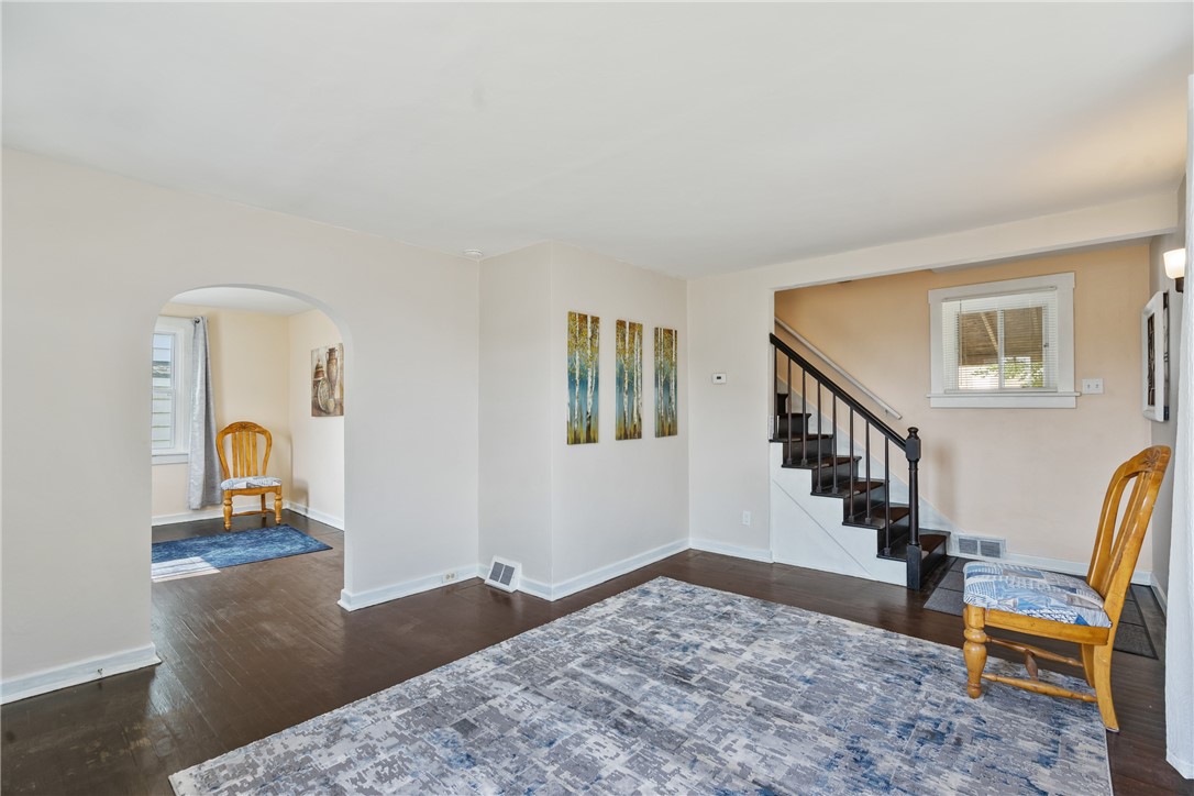 6913 Monroe Ave, West Mifflin, Pennsylvania image 3
