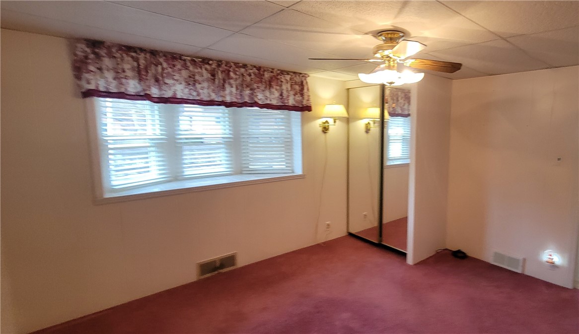 Economy, Pennsylvania 15143, United States, 3 Bedrooms Bedrooms, ,2 BathroomsBathrooms,Residential,Contingent,11979