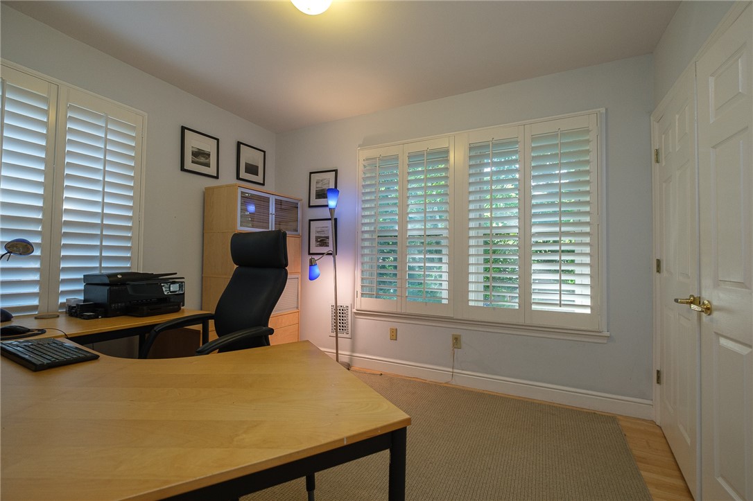 Squirrel Hill, Pennsylvania 15217, United States, 3 Bedrooms Bedrooms, ,3 BathroomsBathrooms,Residential,Active,98473