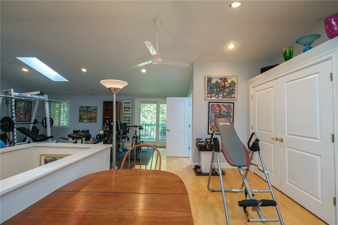 Squirrel Hill, Pennsylvania 15217, United States, 3 Bedrooms Bedrooms, ,3 BathroomsBathrooms,Residential,Active,98473