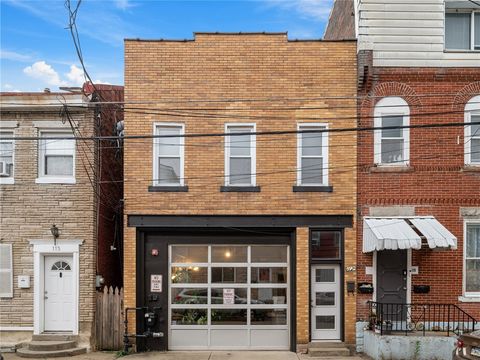 Photo of 117 S 16th St, Pittsburgh, PA 15203 (MLS # 1726553)