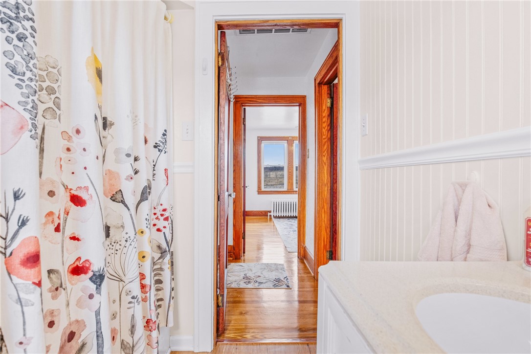 Windber, Pennsylvania 15963, United States, 4 Bedrooms Bedrooms, ,3 BathroomsBathrooms,Residential,Pending,105764