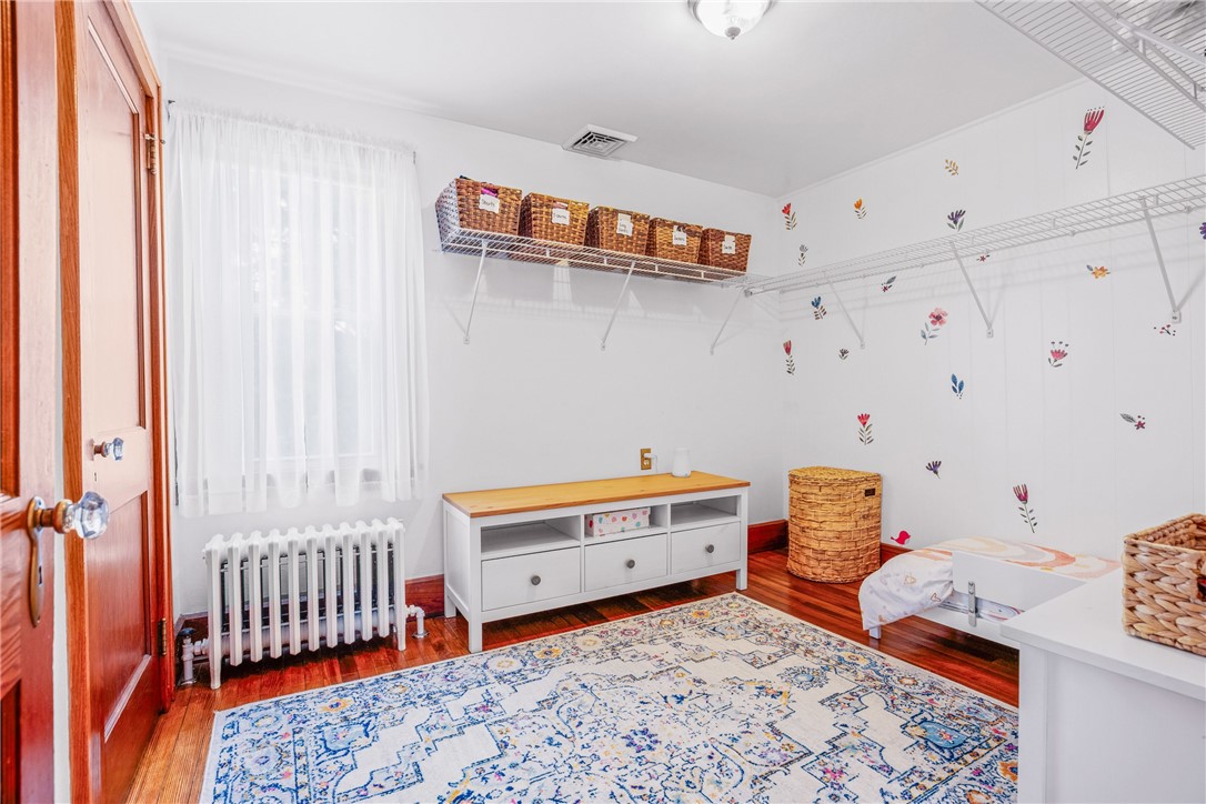 Windber, Pennsylvania 15963, United States, 4 Bedrooms Bedrooms, ,3 BathroomsBathrooms,Residential,Pending,105764