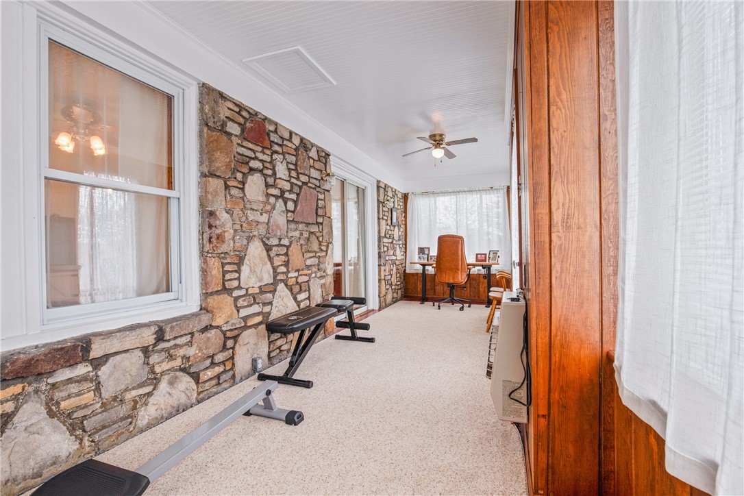 Windber, Pennsylvania 15963, United States, 4 Bedrooms Bedrooms, ,3 BathroomsBathrooms,Residential,Pending,105764