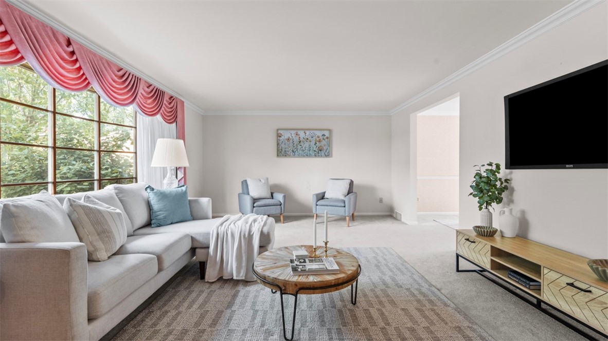 Baldwin Boro, Pennsylvania 15236, United States, 6 Bedrooms Bedrooms, ,3 BathroomsBathrooms,Residential,Contingent,144951