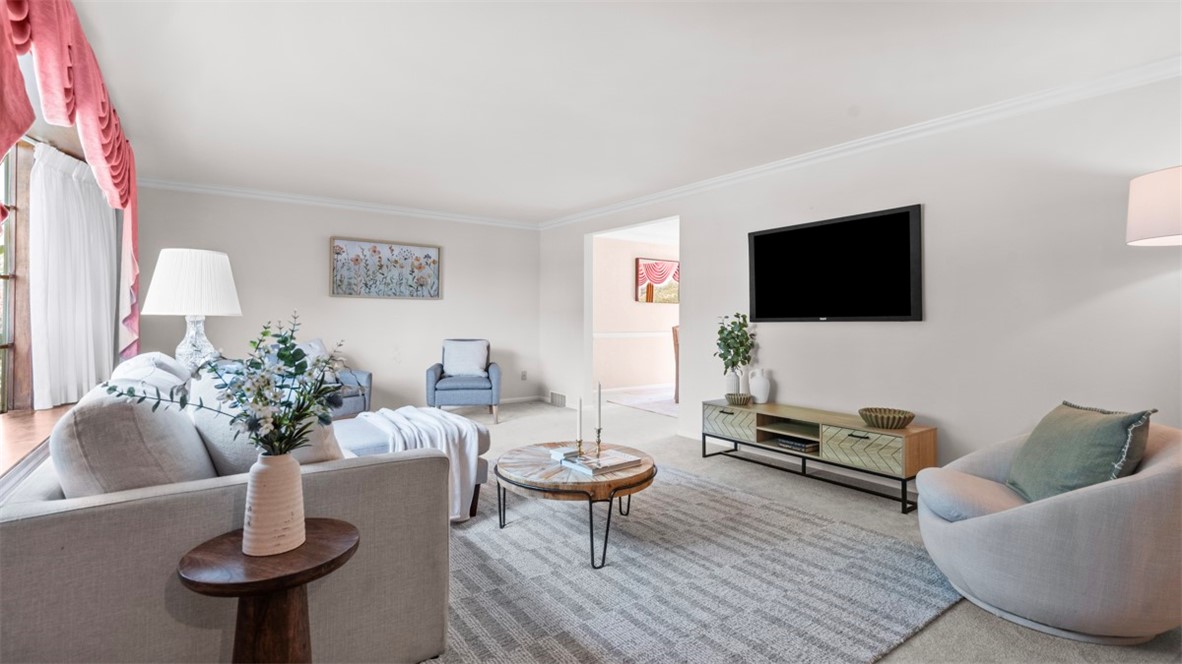 Baldwin Boro, Pennsylvania 15236, United States, 6 Bedrooms Bedrooms, ,3 BathroomsBathrooms,Residential,Contingent,144951