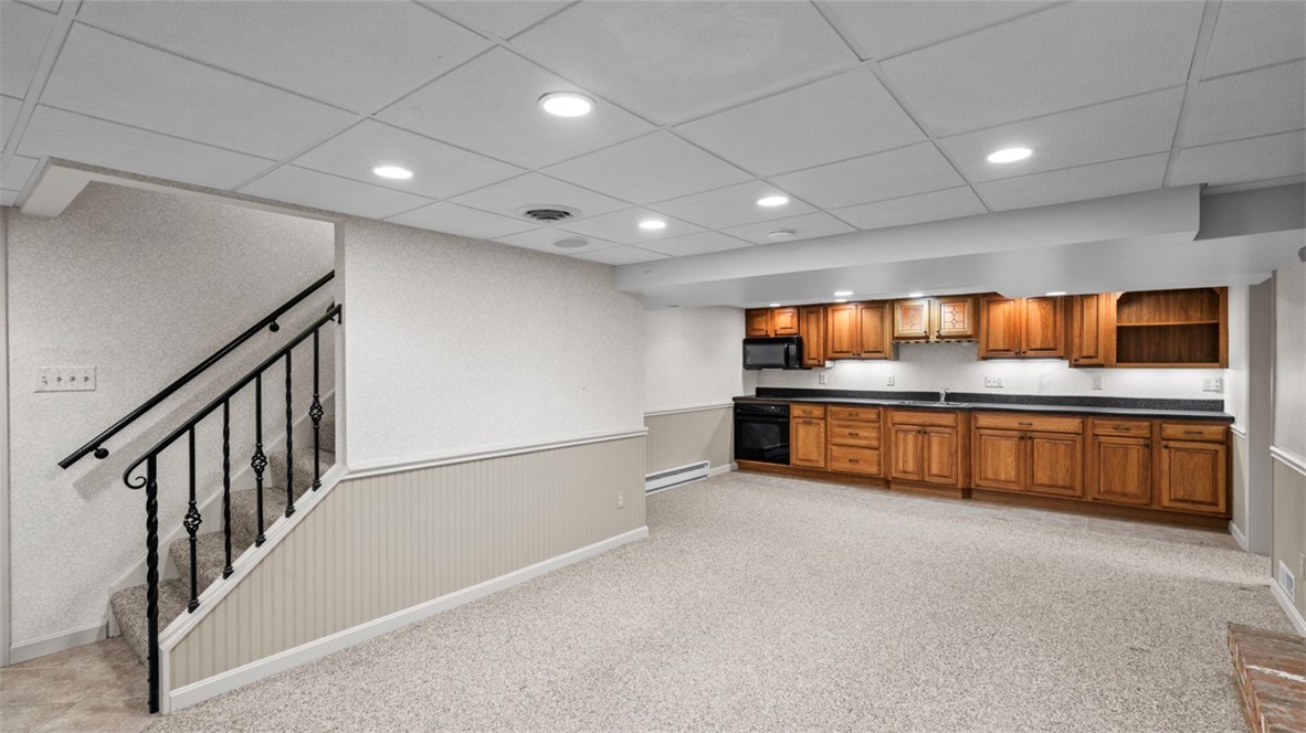 Baldwin Boro, Pennsylvania 15236, United States, 6 Bedrooms Bedrooms, ,3 BathroomsBathrooms,Residential,Contingent,144951