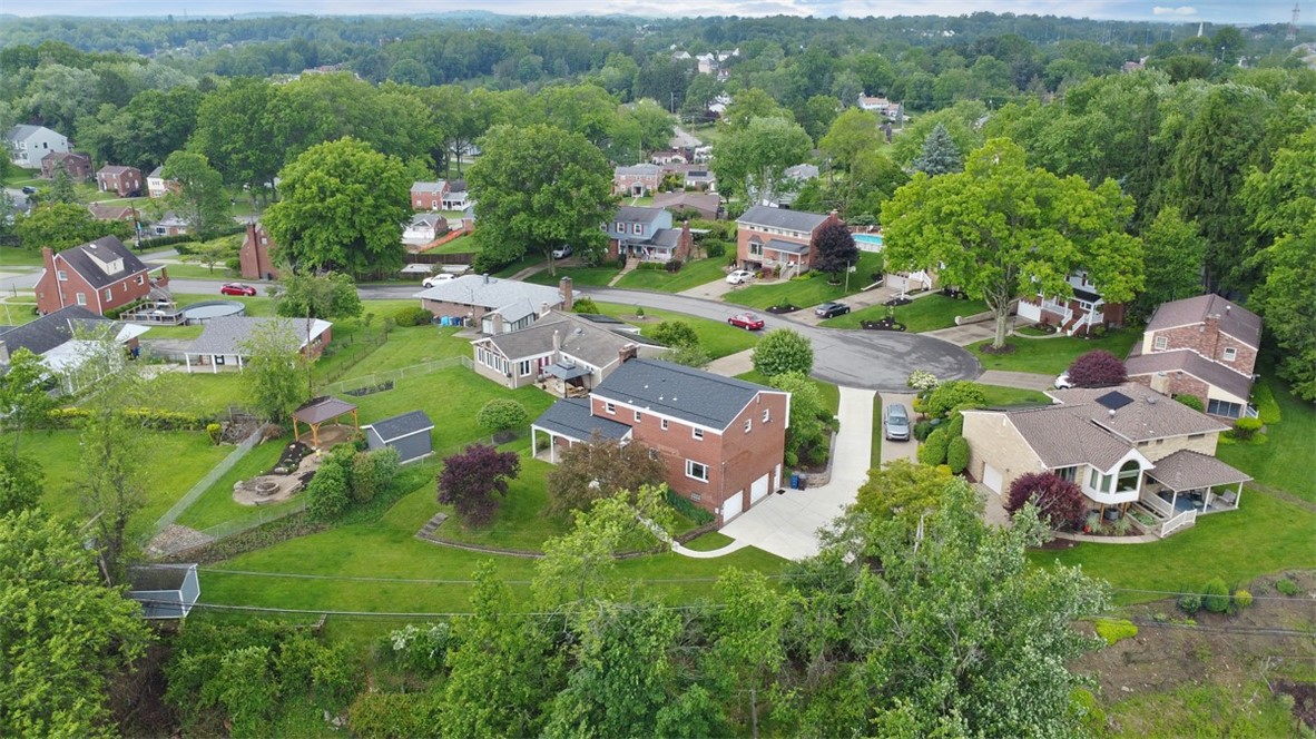 Baldwin Boro, Pennsylvania 15236, United States, 6 Bedrooms Bedrooms, ,3 BathroomsBathrooms,Residential,Contingent,144951