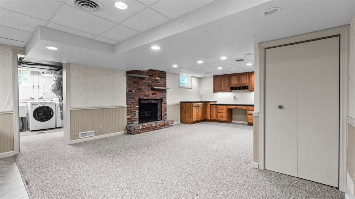 Baldwin Boro, Pennsylvania 15236, United States, 6 Bedrooms Bedrooms, ,3 BathroomsBathrooms,Residential,Contingent,144951