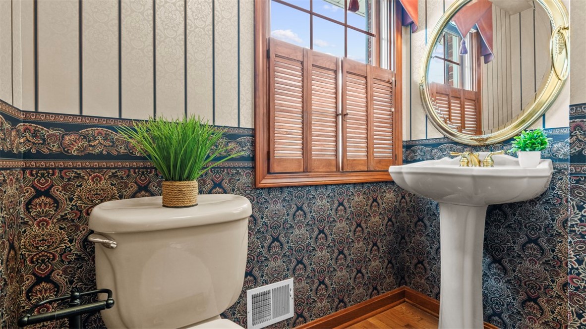 Baldwin Boro, Pennsylvania 15236, United States, 6 Bedrooms Bedrooms, ,3 BathroomsBathrooms,Residential,Contingent,144951