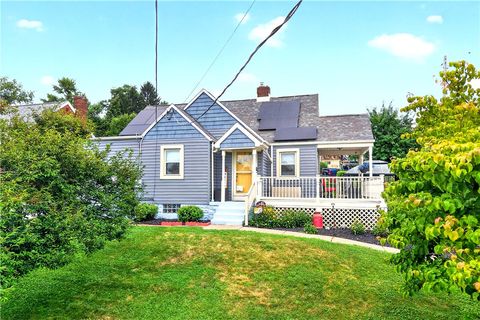 Photo of 4427 Elizabeth St, West Mifflin, PA 15122 (MLS # 1764408)