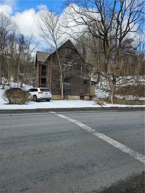 937 Larimer Ave Wilkins Twp PA 15145
