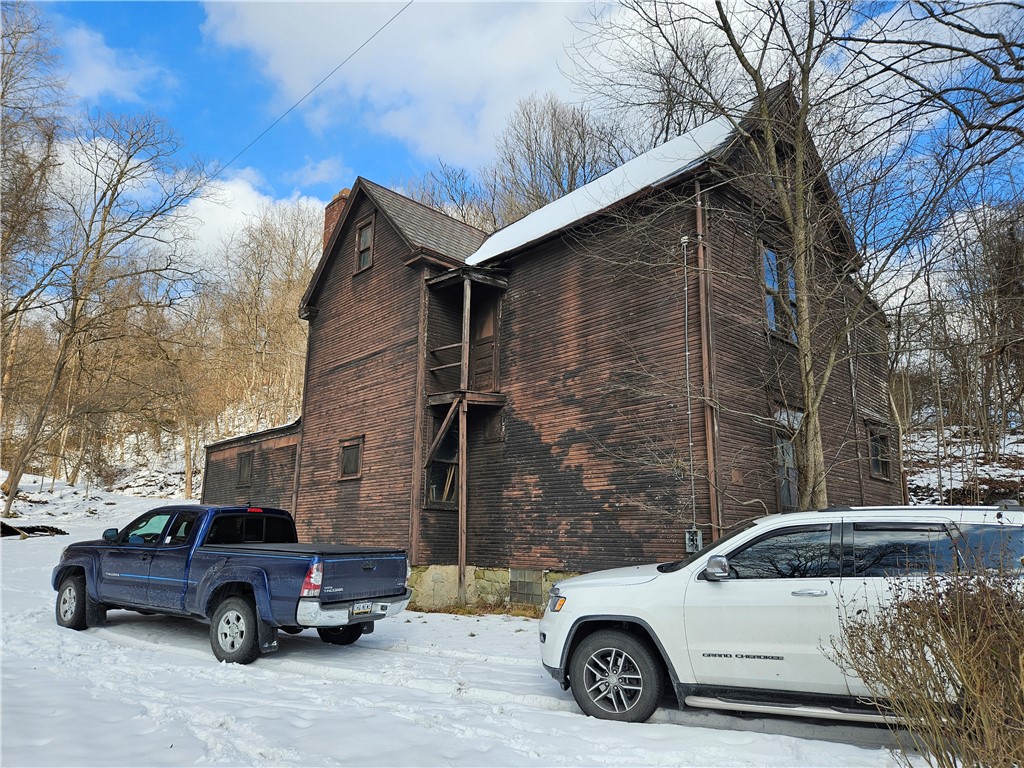 937 Larimer Ave