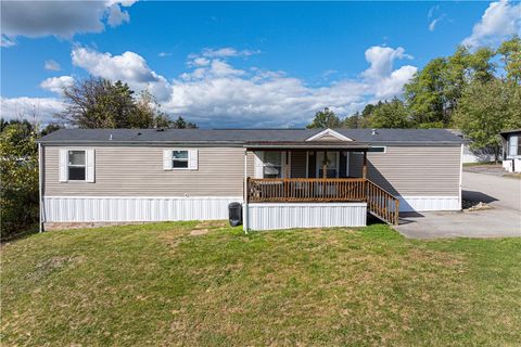 Photo of 204 Castle Rd, Washington, PA 15301 (MLS # 1742862)