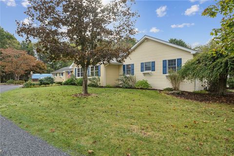 2 Deerfield Ln White Twp PA 15701