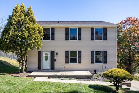 Photo for 997 Willow Glen Dr
