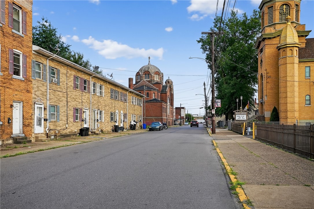 McKees Rocks, Pennsylvania 15136, United States, ,Residential,Pending,183856