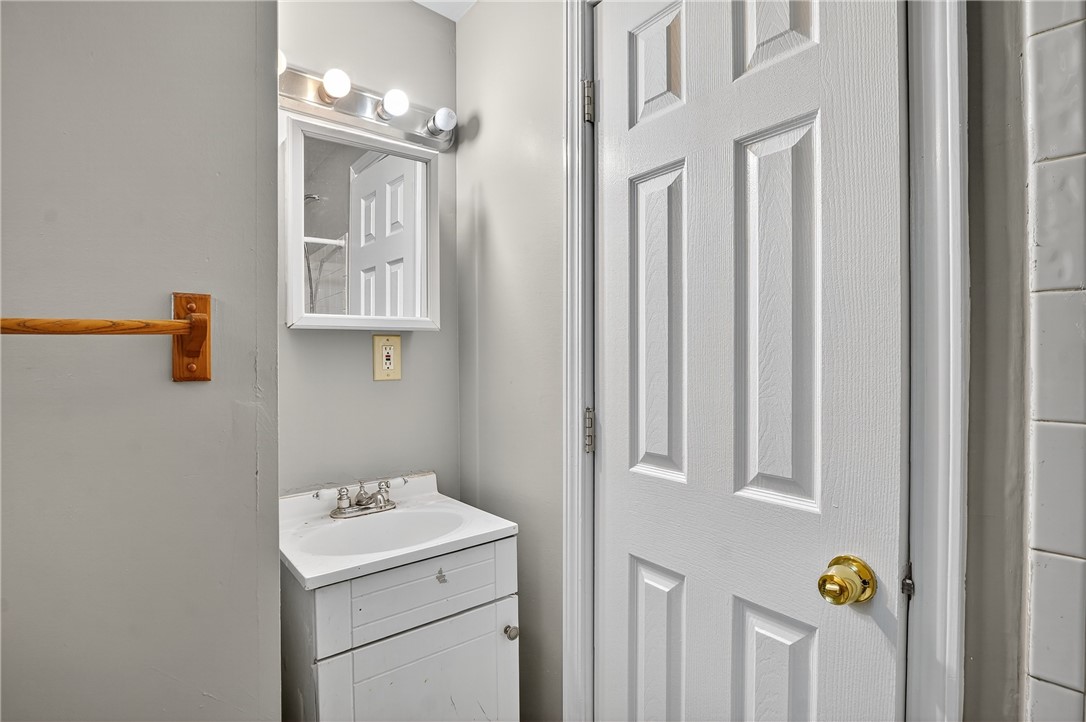 McKees Rocks, Pennsylvania 15136, United States, ,Residential,Pending,183856