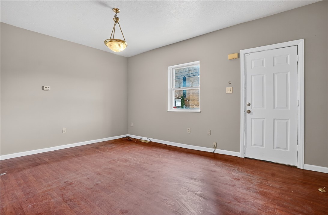 McKees Rocks, Pennsylvania 15136, United States, ,Residential,Pending,183856