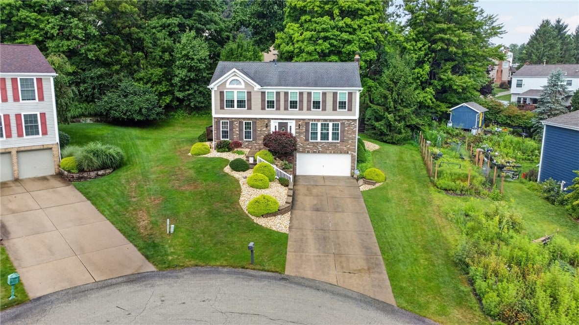 118 Diamondwood Ct