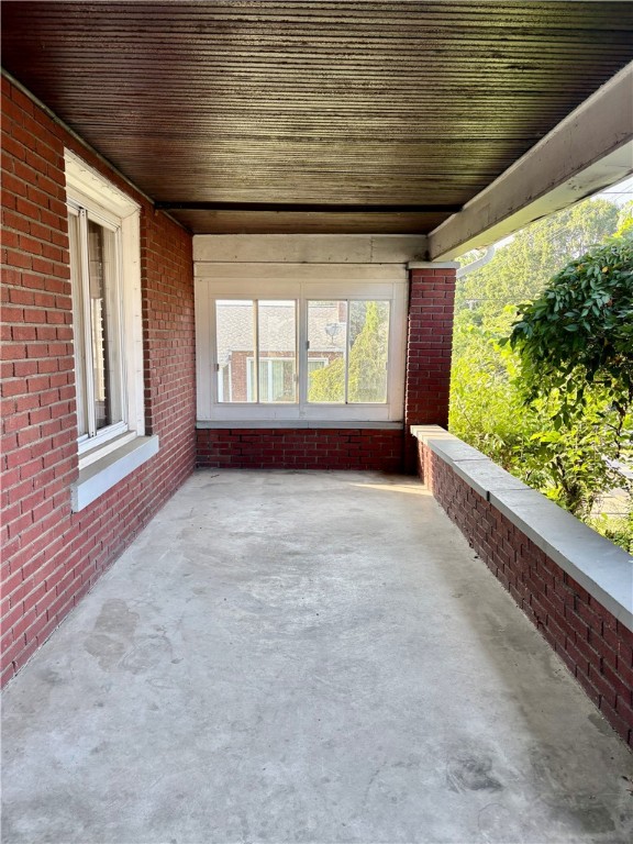 Rochester, Pennsylvania 15074, United States, 2 Bedrooms Bedrooms, ,1 BathroomBathrooms,Residential,Active,189339