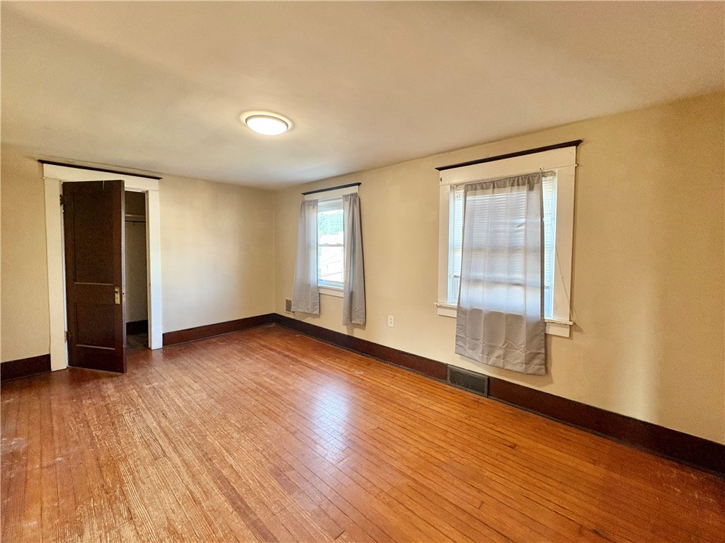 Rochester, Pennsylvania 15074, United States, 2 Bedrooms Bedrooms, ,1 BathroomBathrooms,Residential,Active,189339