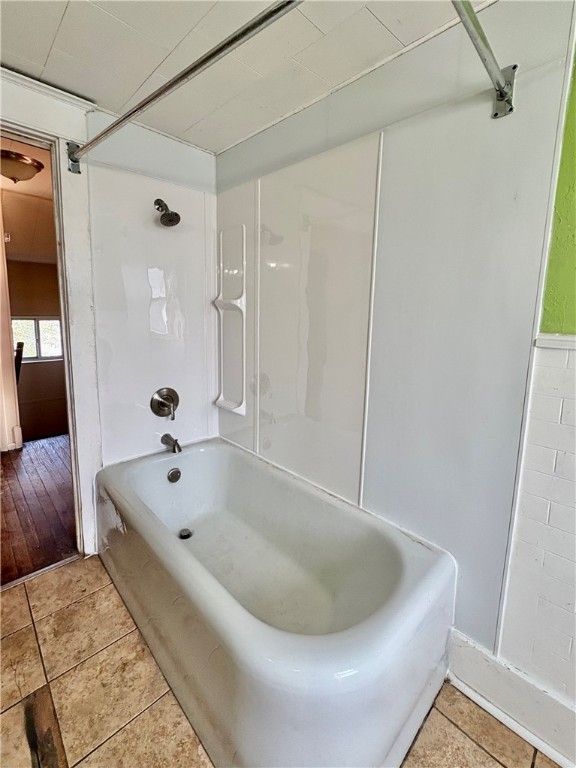 Rochester, Pennsylvania 15074, United States, 2 Bedrooms Bedrooms, ,1 BathroomBathrooms,Residential,Active,189339