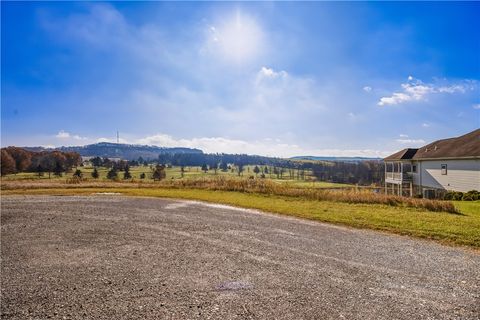 Photo of 025 Oak Crest Drive, Boswell, PA 15563 (MLS # 1735457)