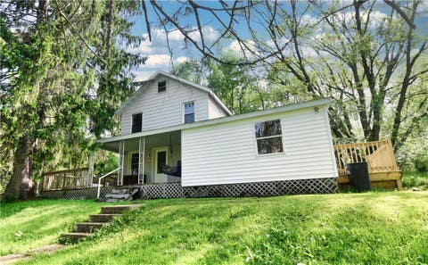 Photo for 1082 Old Petroleum Center Rd