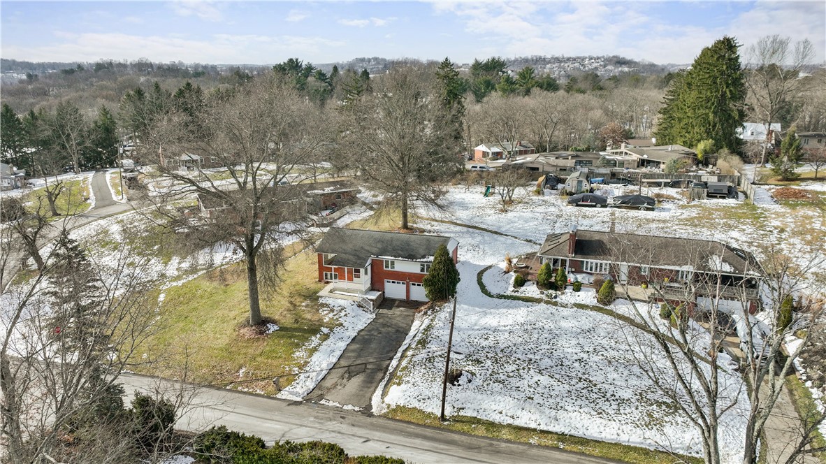 Peters Twp, Pennsylvania 15317, United States, 3 Bedrooms Bedrooms, ,2 BathroomsBathrooms,Residential,Contingent,11754