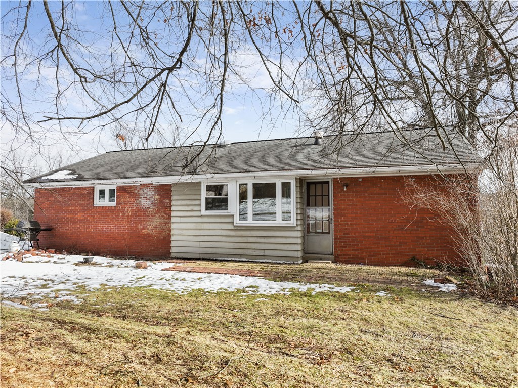 Peters Twp, Pennsylvania 15317, United States, 3 Bedrooms Bedrooms, ,2 BathroomsBathrooms,Residential,Contingent,11754