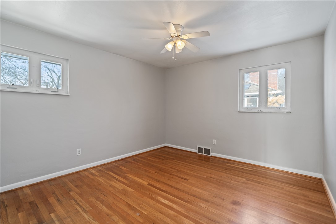 Peters Twp, Pennsylvania 15317, United States, 3 Bedrooms Bedrooms, ,2 BathroomsBathrooms,Residential,Contingent,11754