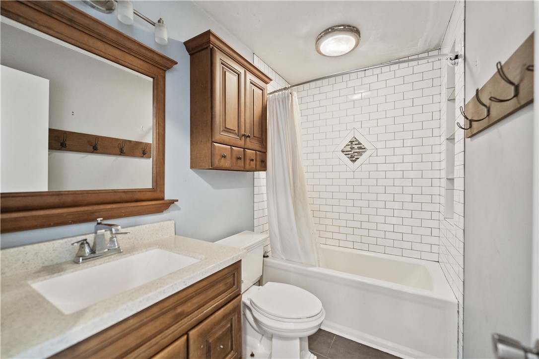 Peters Twp, Pennsylvania 15317, United States, 3 Bedrooms Bedrooms, ,2 BathroomsBathrooms,Residential,Contingent,11754