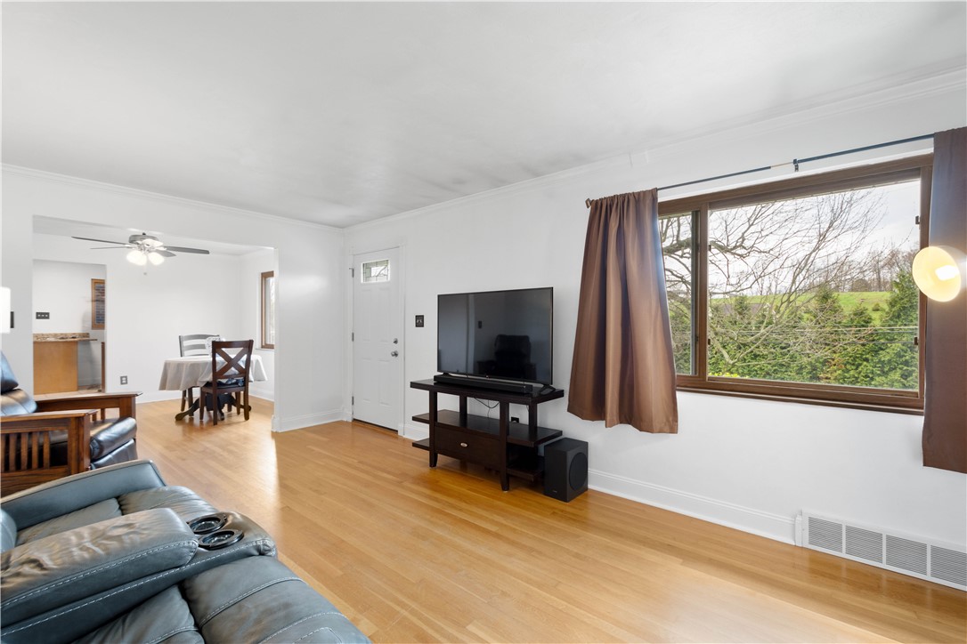 708 Washington Street St, Bentleyville, Pennsylvania image 10