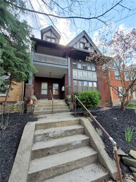 Photo of 222 Morewood Ave #1, Pittsburgh, PA 15213 (MLS # 1743230)