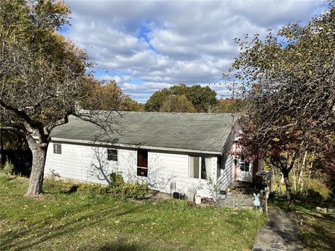 Photo for 4254 Sarah Furnace Rd