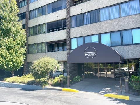 Photo for 750 Washington Rd 702