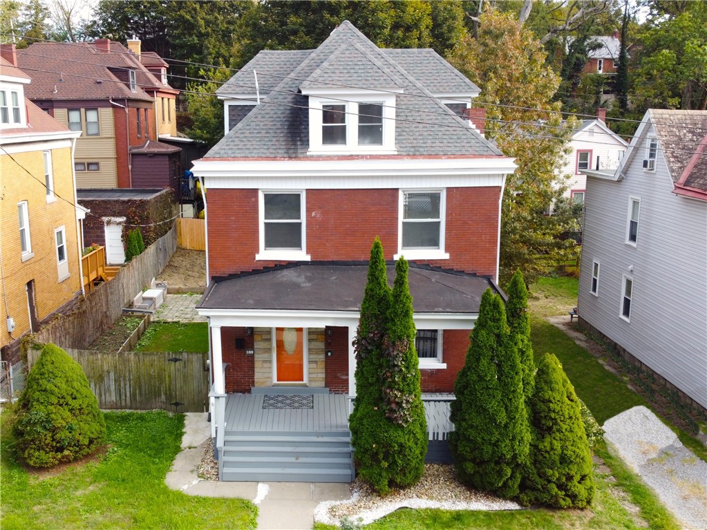 elegant Victorian style home