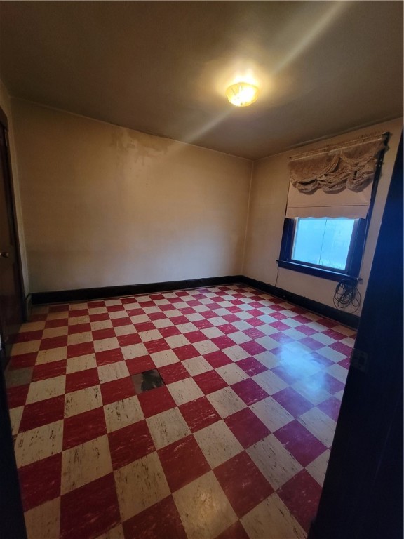 Ambridge, Pennsylvania 15003, United States, 3 Bedrooms Bedrooms, ,2 BathroomsBathrooms,Residential,Active,249064