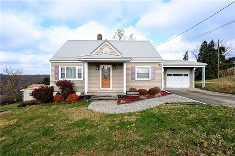 Photo of 25 Park Dr, Monongahela, PA 15063 (MLS # 1731478)