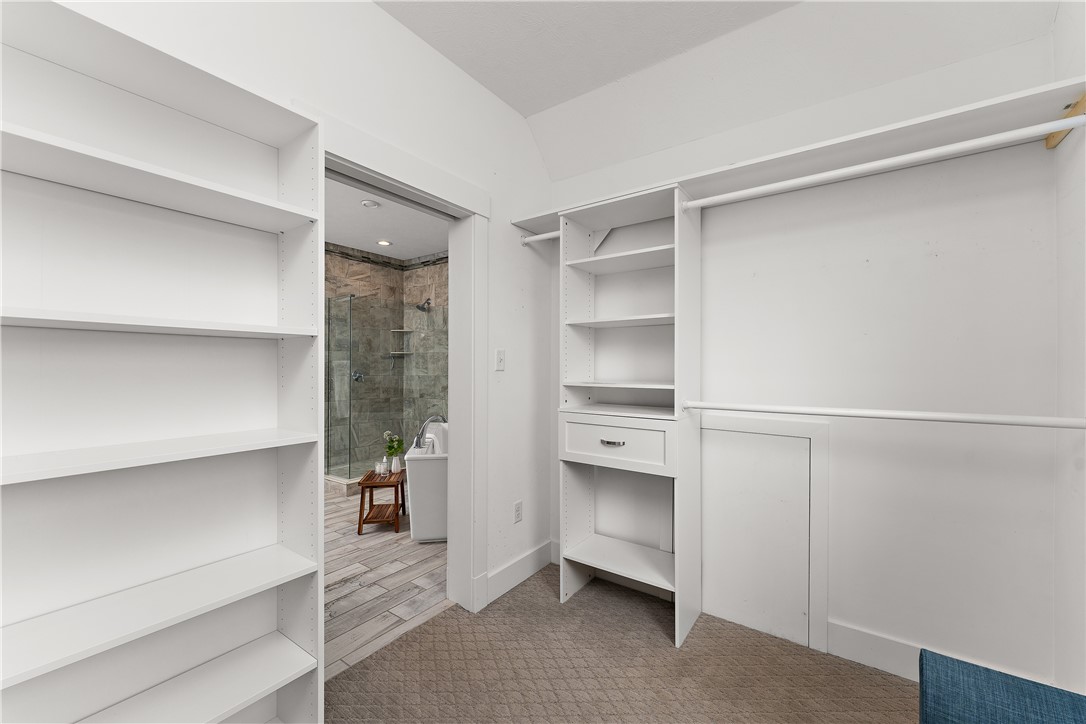 Marshall, Pennsylvania 16046, United States, 5 Bedrooms Bedrooms, ,3 BathroomsBathrooms,Residential,Active,176923