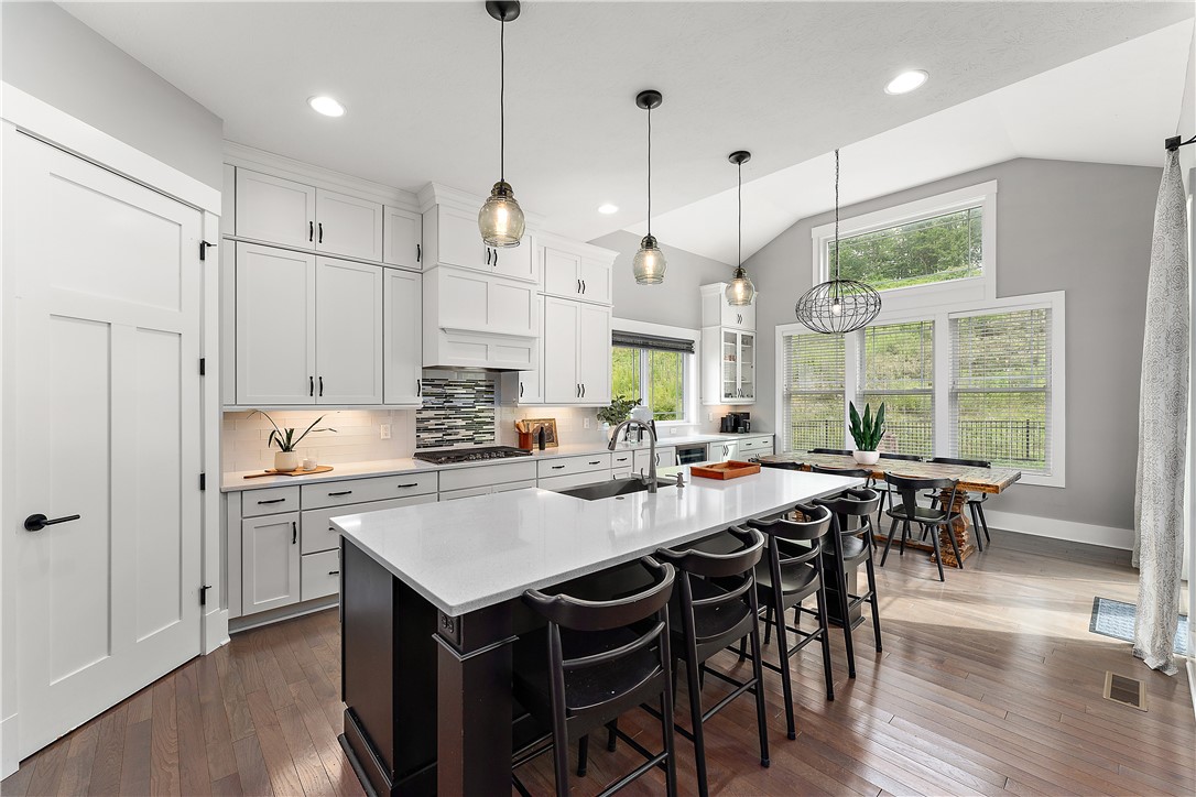 Marshall, Pennsylvania 16046, United States, 5 Bedrooms Bedrooms, ,3 BathroomsBathrooms,Residential,Active,176923