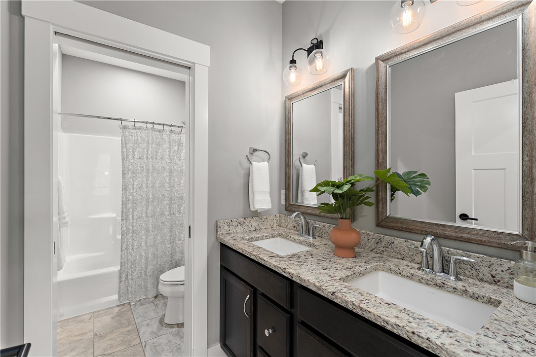 Marshall, Pennsylvania 16046, United States, 5 Bedrooms Bedrooms, ,3 BathroomsBathrooms,Residential,Active,176923