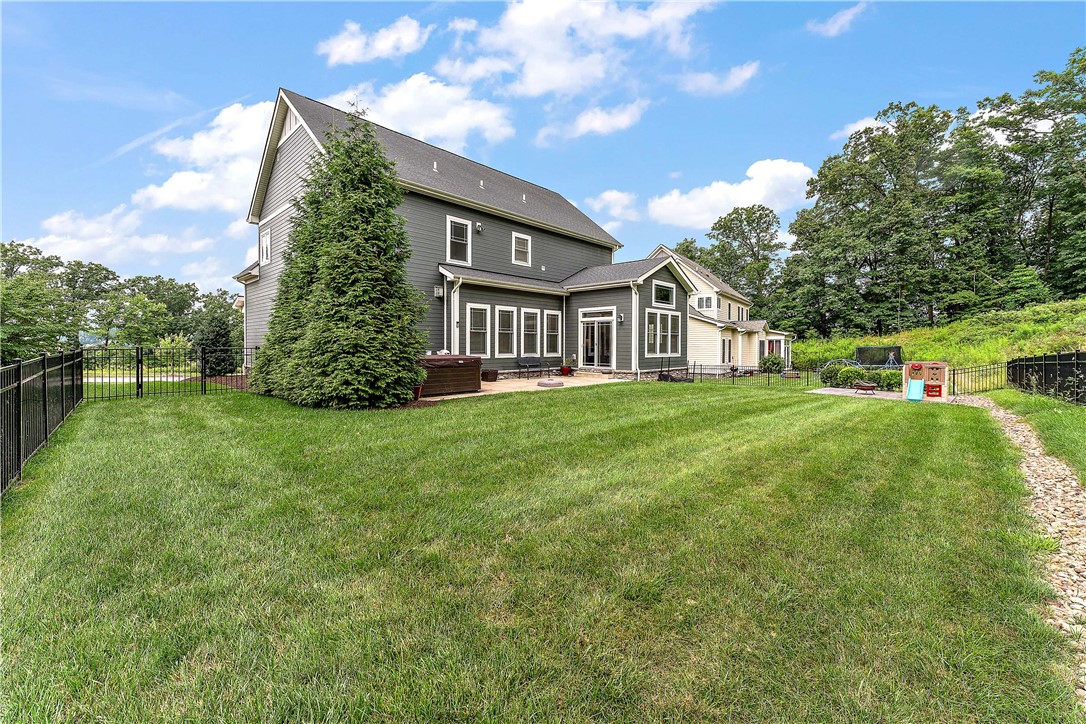 637 Chilliwack Ln